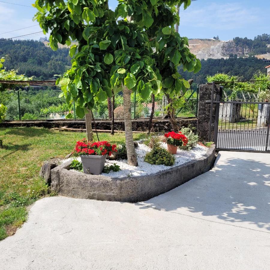 Villa Casa Tarrio Con Piscina - Santiago De Compostela à Boqueixon Extérieur photo