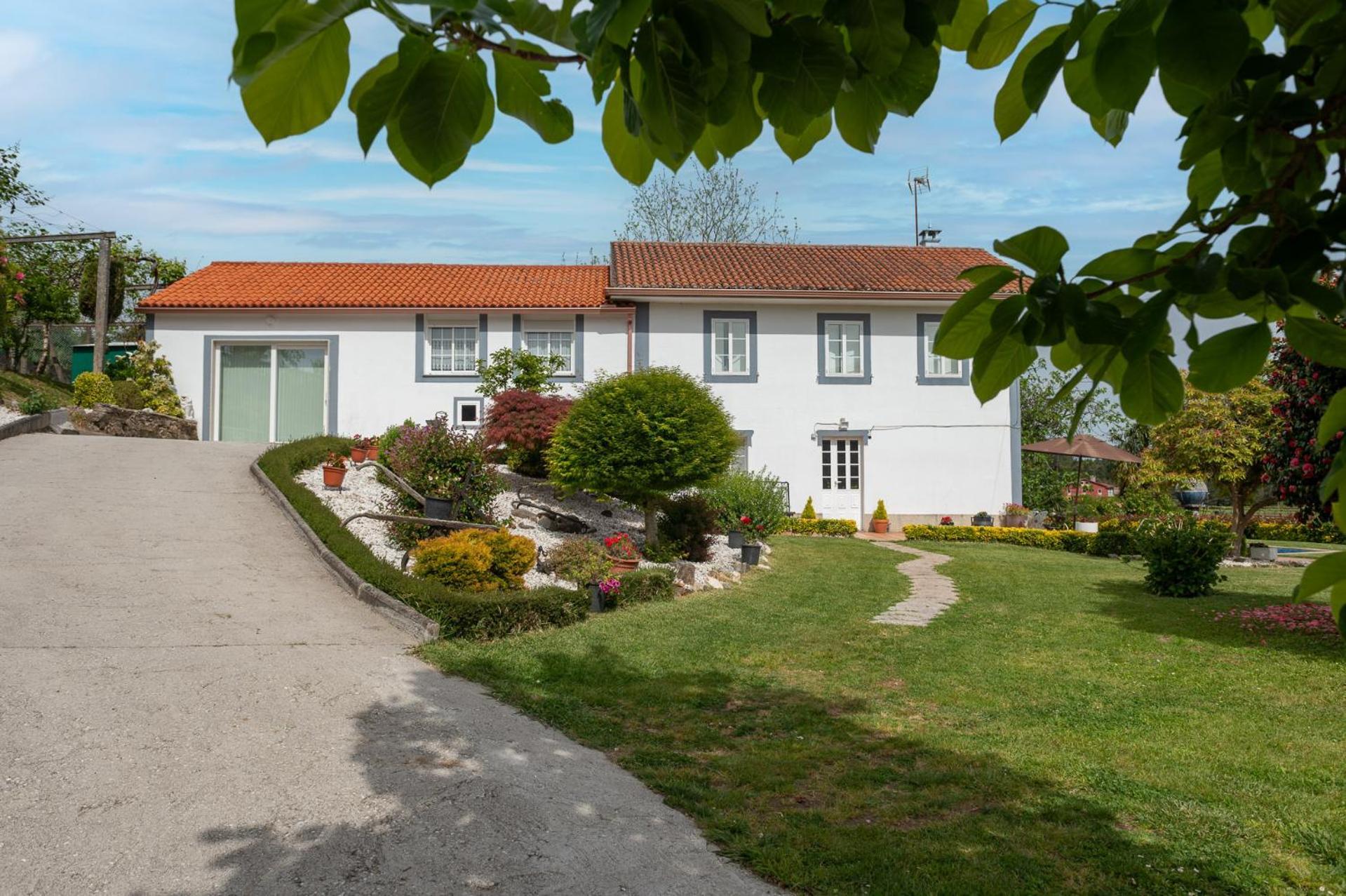 Villa Casa Tarrio Con Piscina - Santiago De Compostela à Boqueixon Extérieur photo